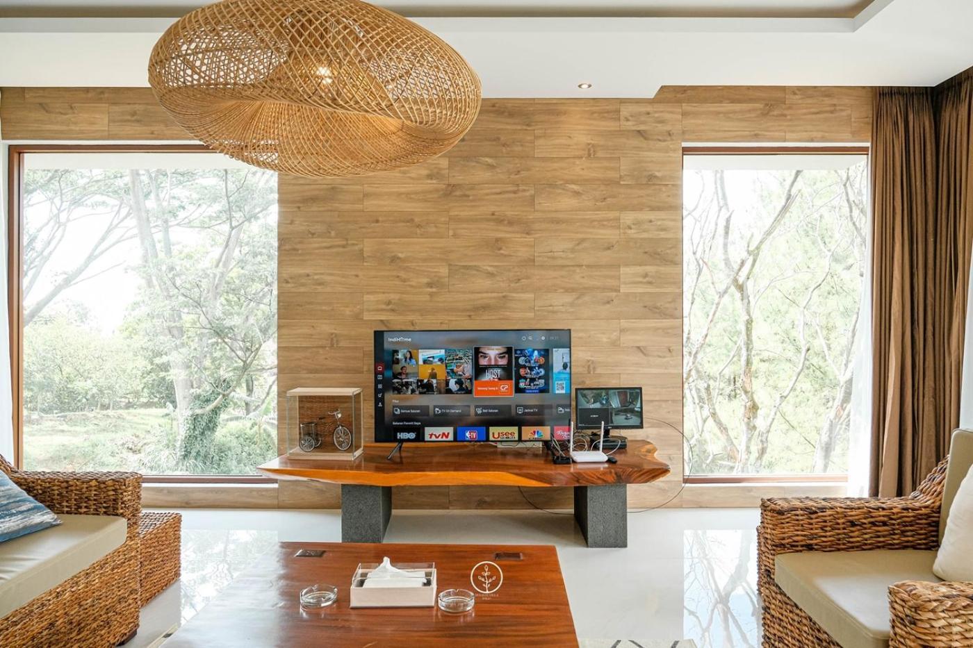 Anindya Hill View Villa 7 Bedrooms With A Private Swimming Pool Bandung Esterno foto